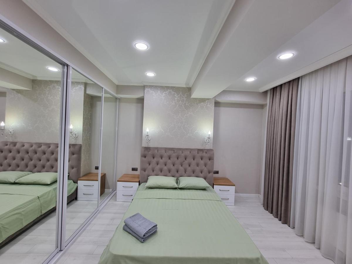 Luxury Best Grand New Apartaments Ultra Central Chisináu Exterior foto