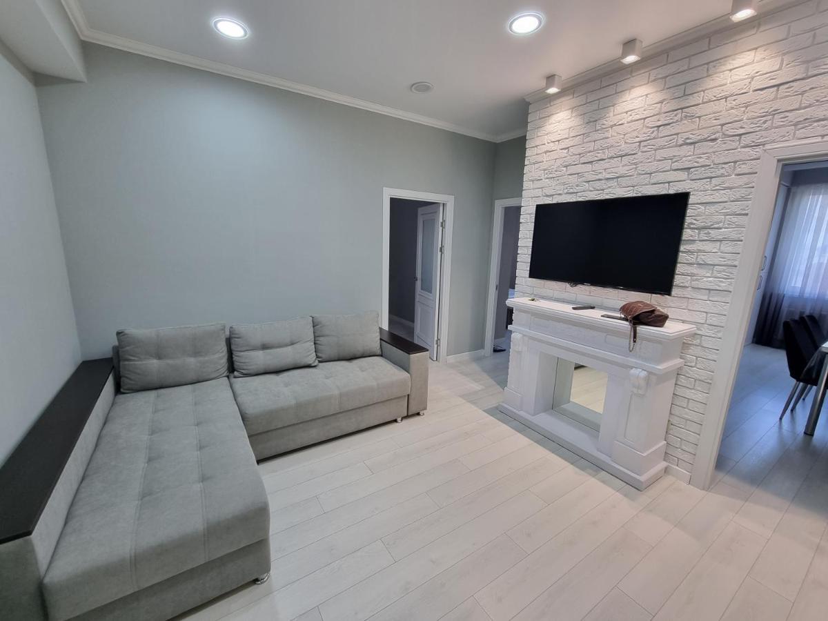 Luxury Best Grand New Apartaments Ultra Central Chisináu Exterior foto